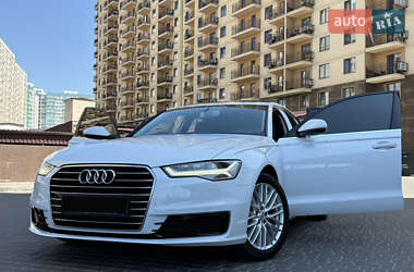 Седан Audi A6 2016 в 