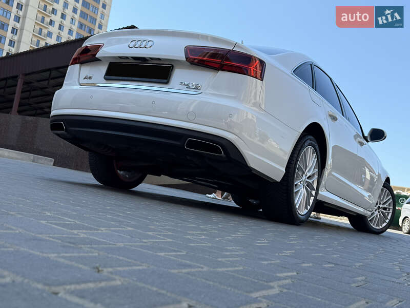Седан Audi A6 2016 в Одессе