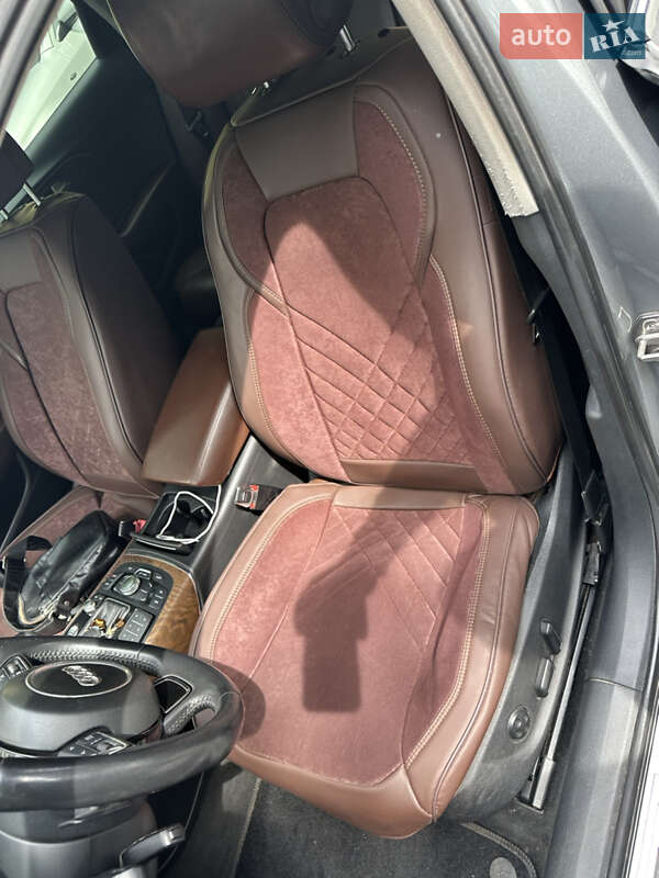 Седан Audi A6 2012 в Киеве