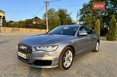 Седан Audi A6 2016 в 