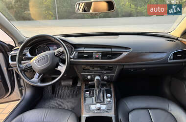 Седан Audi A6 2016 в 