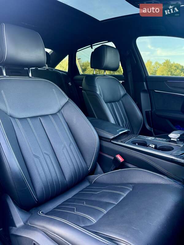 Седан Audi A6 2020 в Ужгороді