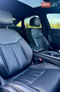 Седан Audi A6 2020 в 
