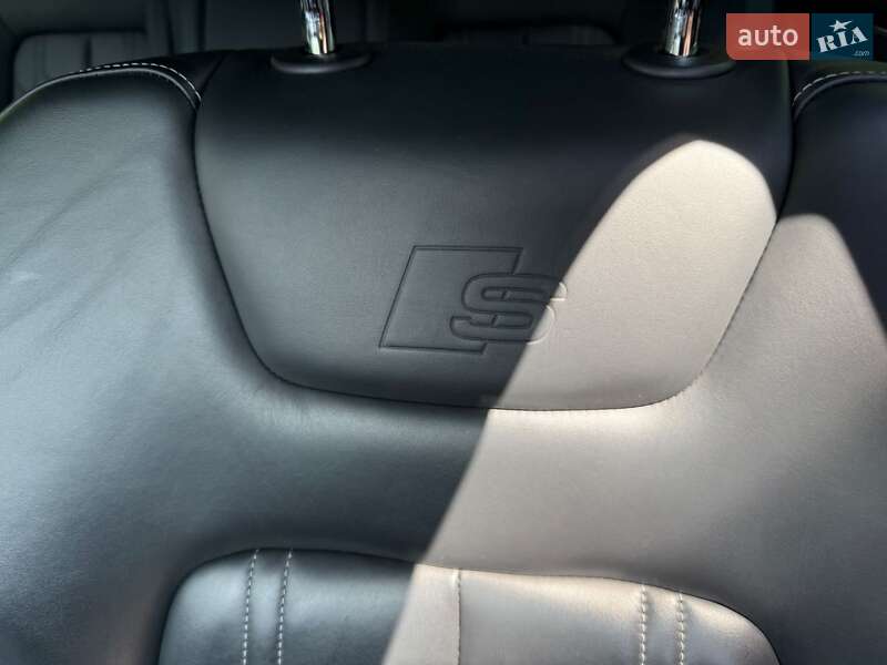 Универсал Audi A6 2019 в Киеве