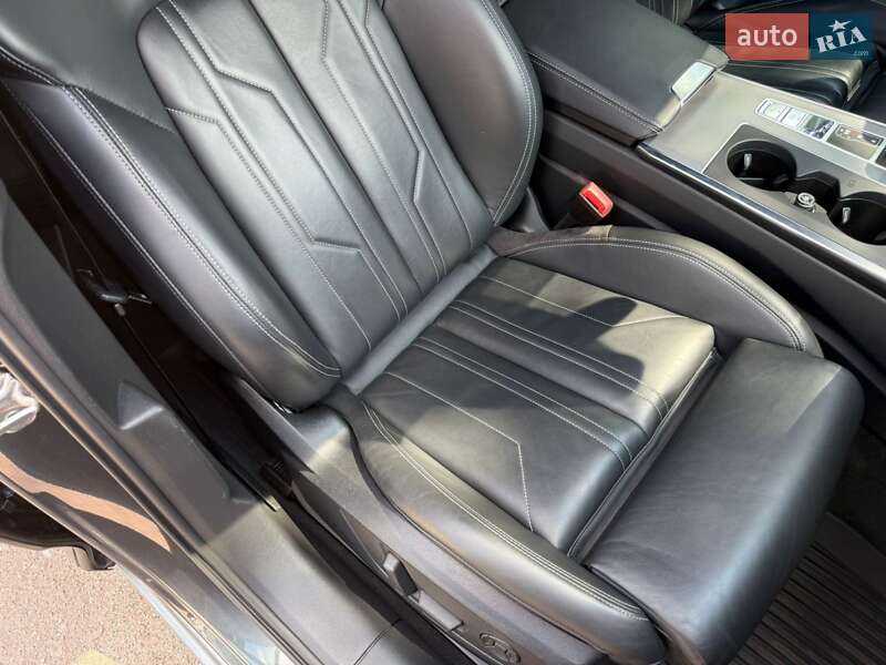 Универсал Audi A6 2019 в Киеве