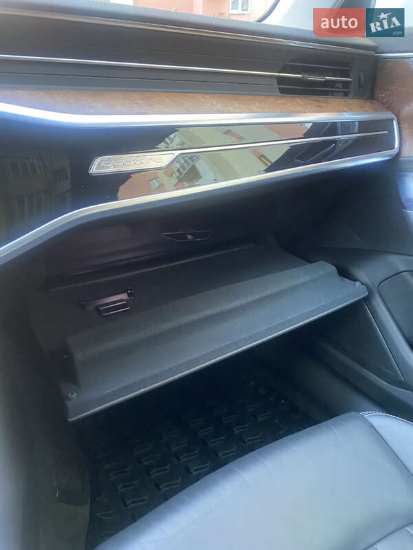 Седан Audi A6 2019 в Львове