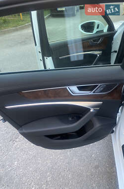 Седан Audi A6 2019 в 