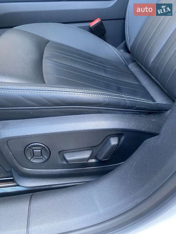 Седан Audi A6 2019 в Львове