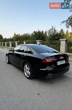 Седан Audi A6 2015 в 