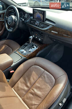 Седан Audi A6 2015 в 