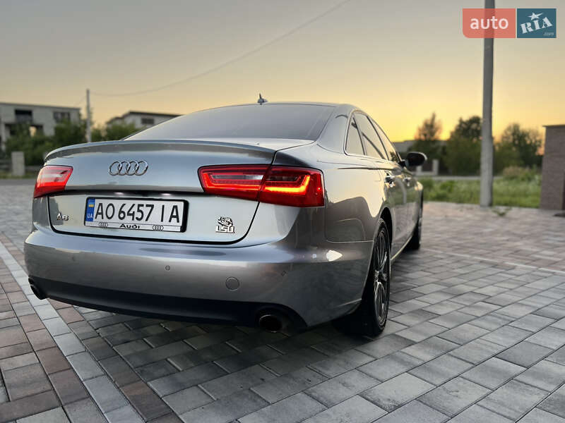 Седан Audi A6 2013 в Тячеве