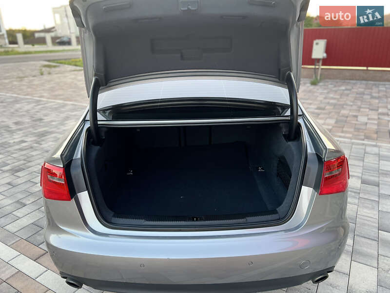 Седан Audi A6 2013 в Тячеве