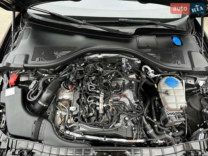 Седан Audi A6 2015 в Киеве