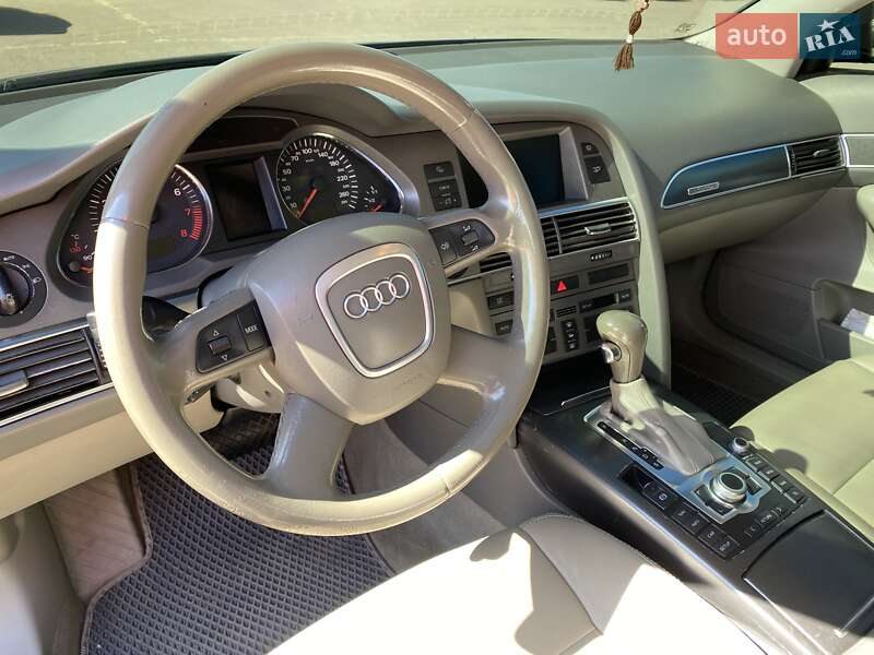 Седан Audi A6 2004 в Одессе