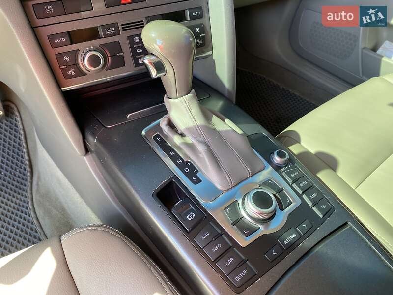 Седан Audi A6 2004 в Одессе