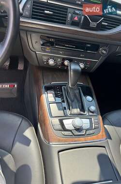 Седан Audi A6 2015 в 