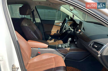 Седан Audi A6 2015 в 
