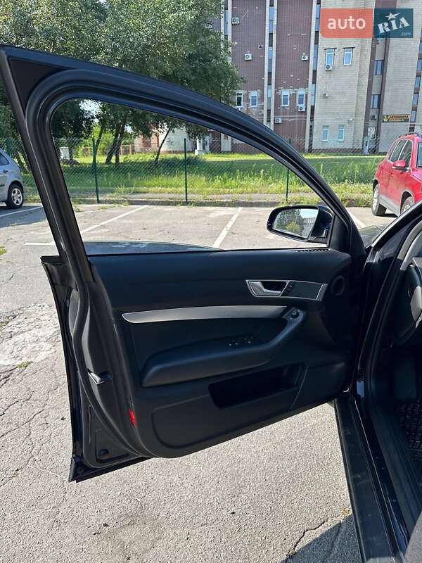 Седан Audi A6 2004 в Харькове