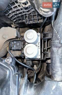 Седан Audi A6 2004 в 
