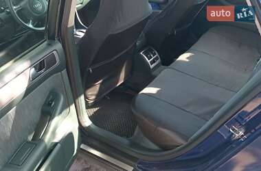 Седан Audi A6 2000 в 