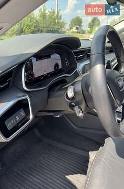 Универсал Audi A6 2019 в 