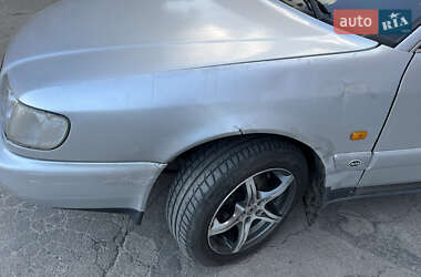 Седан Audi A6 1996 в 