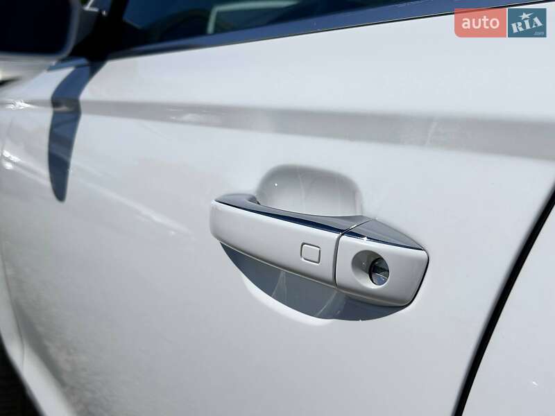 Седан Audi A6 2013 в Одессе