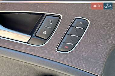 Седан Audi A6 2013 в 