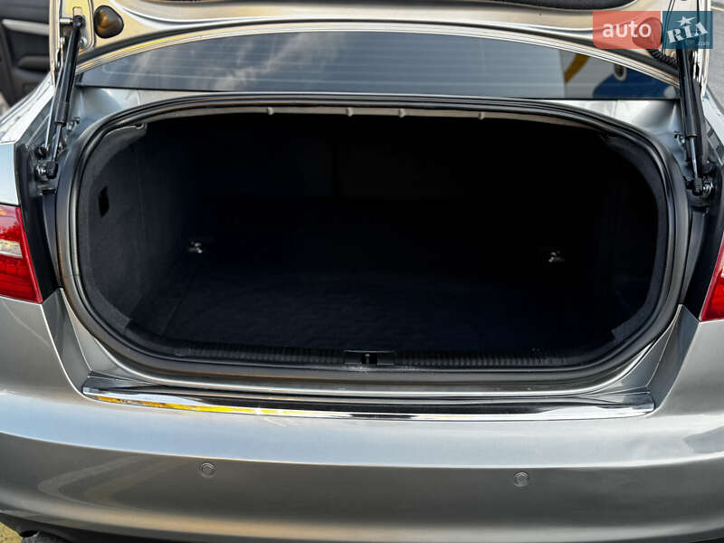 Седан Audi A6 2010 в Хмельницком