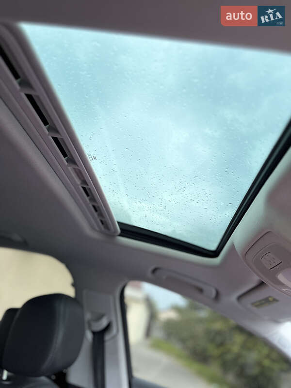 Седан Audi A6 2015 в Рава-Русской