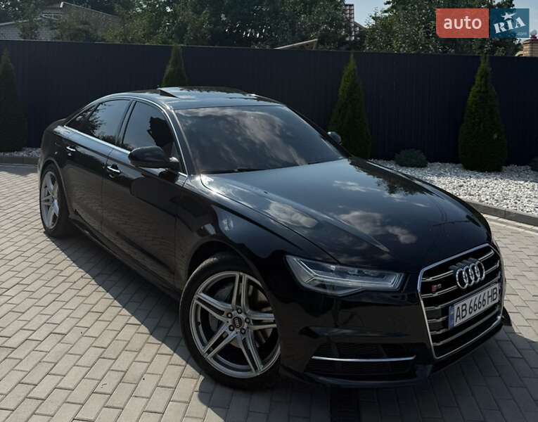 Седан Audi A6 2015 в 