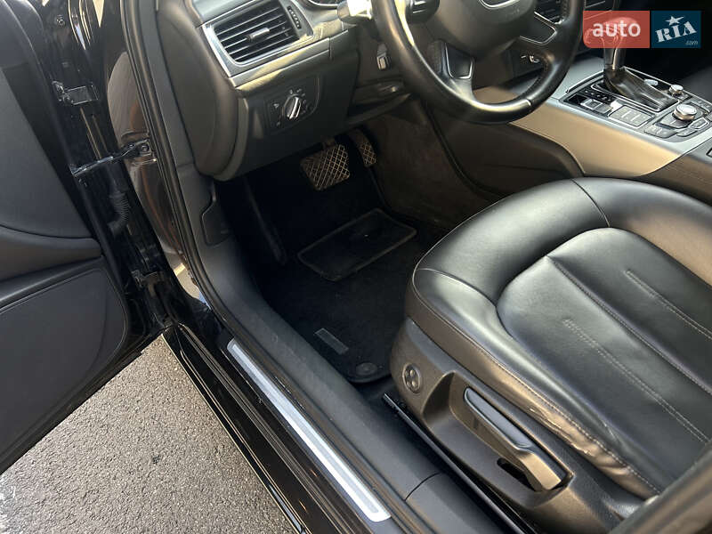 Седан Audi A6 2012 в Киеве