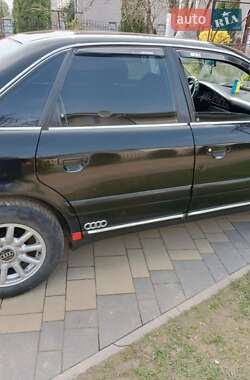Седан Audi A6 1995 в 