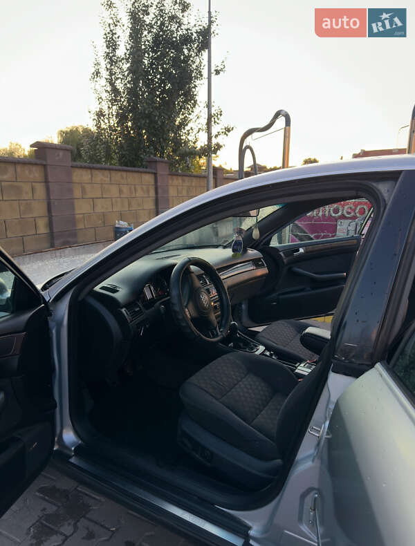 Седан Audi A6 1999 в Дубно