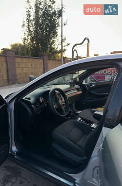 Седан Audi A6 1999 в 