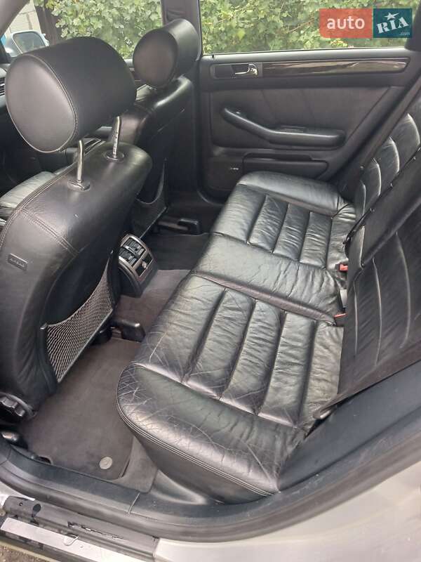 Универсал Audi A6 2000 в Киеве