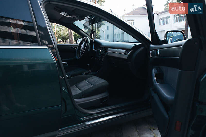 Седан Audi A6 1997 в Ахтырке