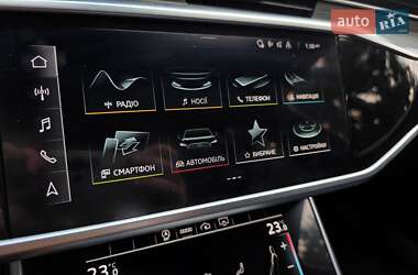 Седан Audi A6 2021 в 