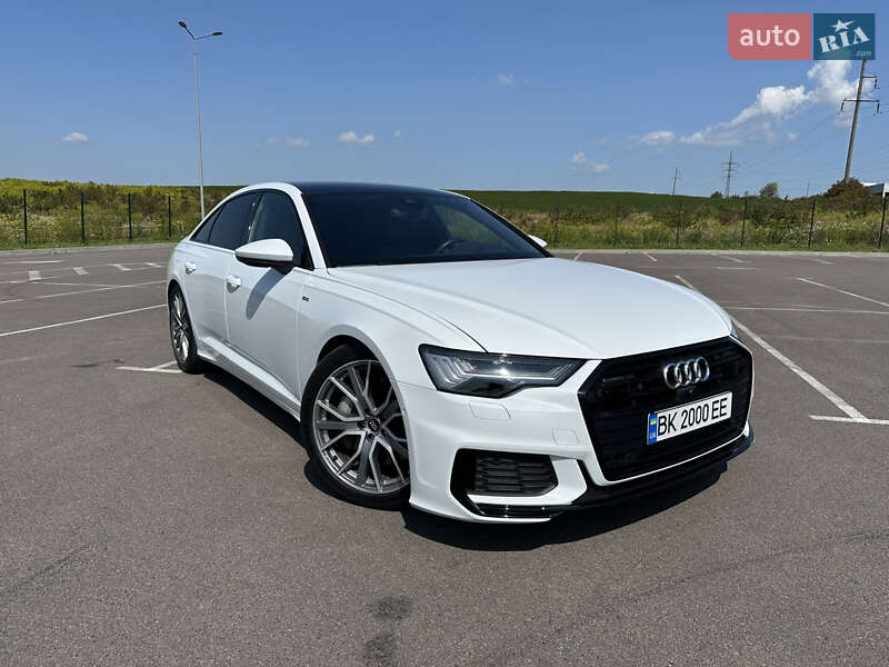 Седан Audi A6 2019 в 