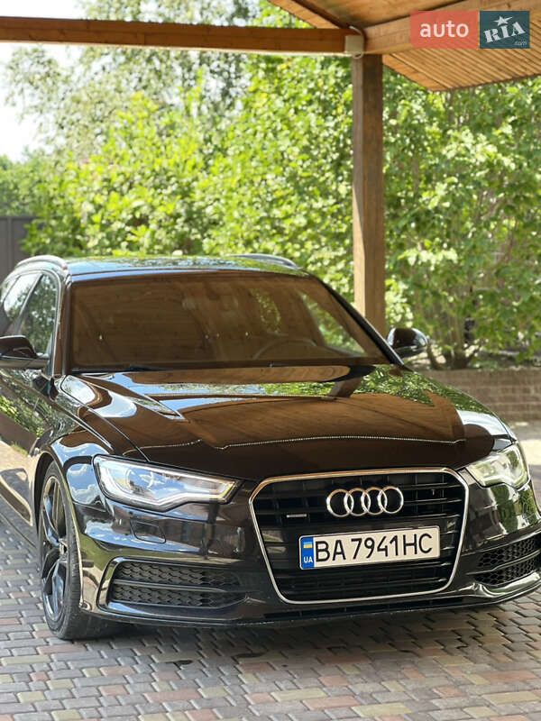 Универсал Audi A6 2011 в 