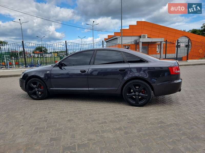 Седан Audi A6 2004 в Одессе