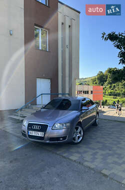 Седан Audi A6 2004 в 