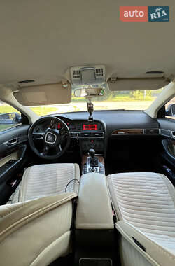 Седан Audi A6 2004 в 