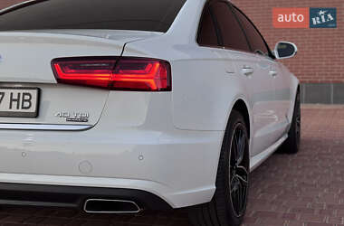 Седан Audi A6 2016 в 