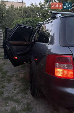 Универсал Audi A6 2002 в 