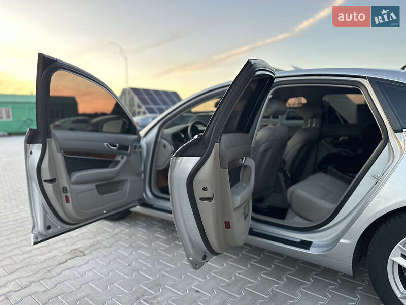 Седан Audi A6 2005 в Владимире