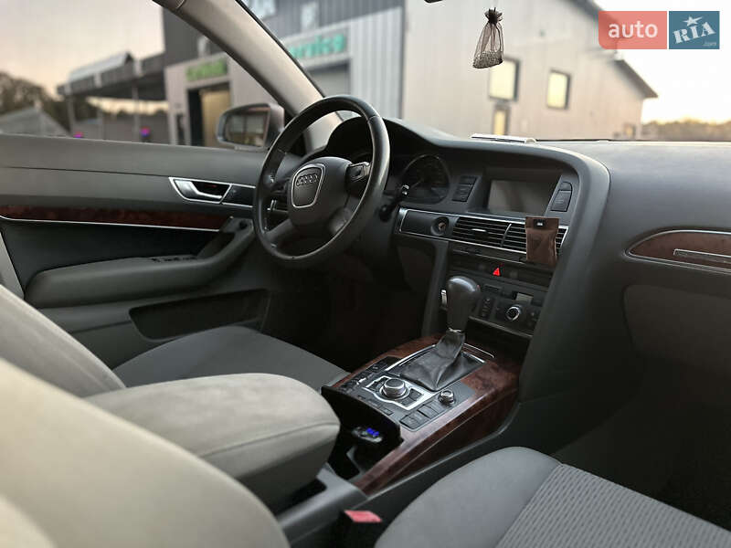 Седан Audi A6 2005 в Владимире