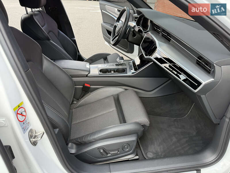 Седан Audi A6 2021 в Киеве