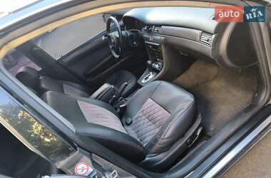 Универсал Audi A6 2001 в 