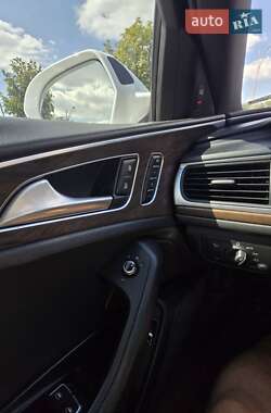 Седан Audi A6 2015 в 